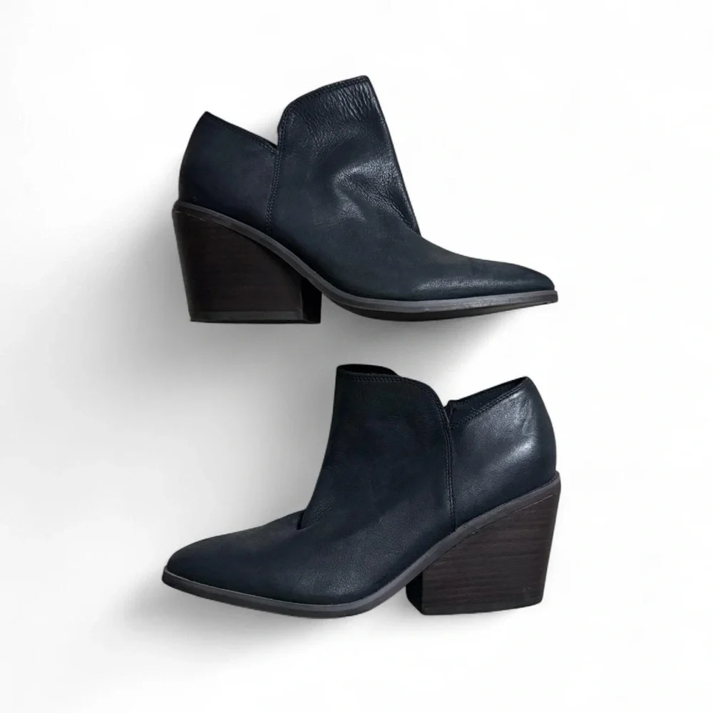 Lucky Brand Saucie Boots